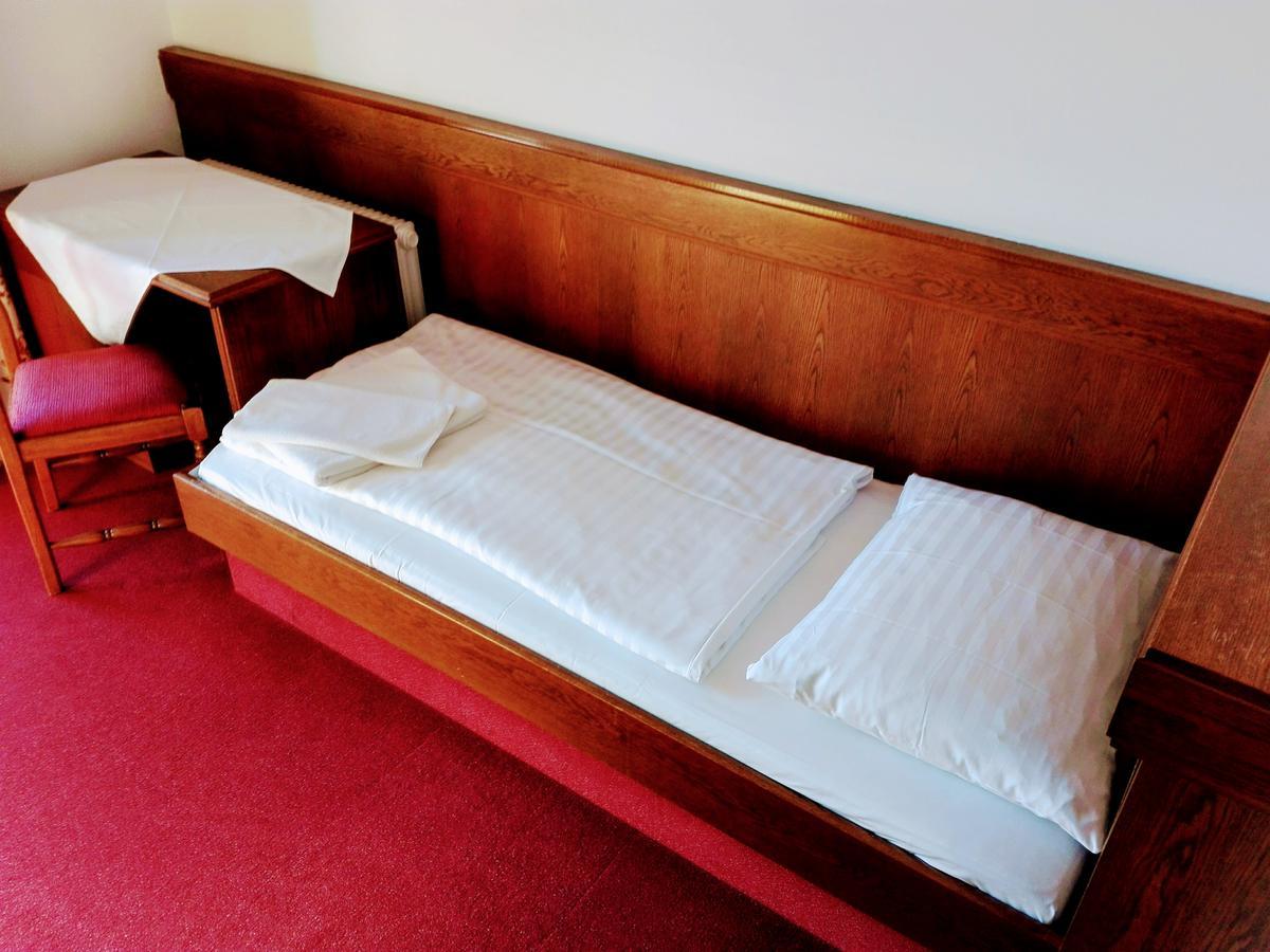 Mosers Pension วิลลาค ภายนอก รูปภาพ